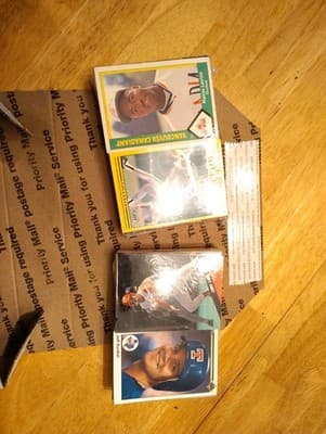 Mystery Box:Vintage Baseball Cards mixed Lot Of 200