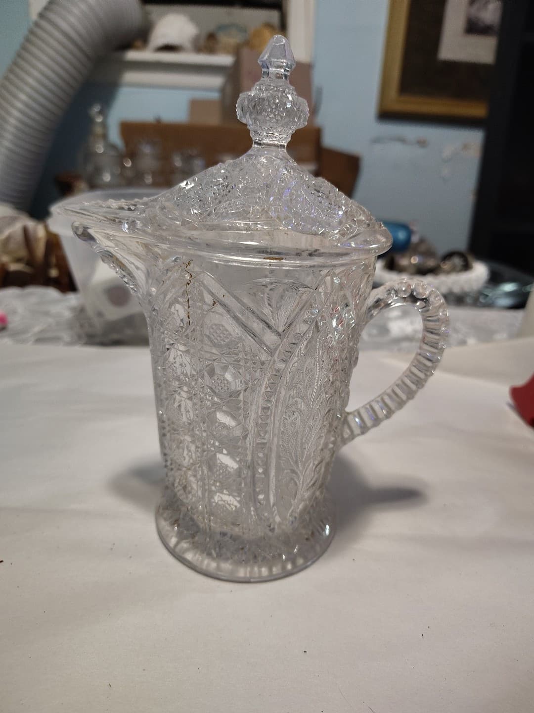 FLORAL OVAL aka BANNERwas made by J B Higbee GlassCo. ca 1909. With the lid it
