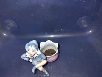 Vintage 1940's Pixie Elf Figurine - Thumbnail 2