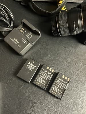 Nikon D40 Camera Lot + NIKKOR ED 18-55mm F/3.5-5.6 II AF-S DX Lens, Case Battery - Thumbnail 7