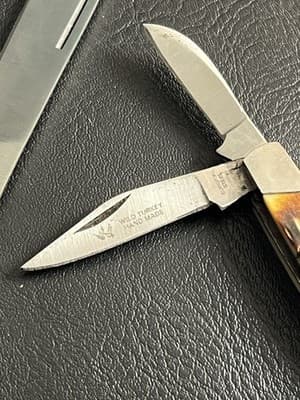 Lot Of 2 WILD TURKEY Bone Stag Hand Made Razor Trapper Pocket Knife Set READ - Thumbnail 16