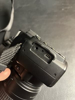 Nikon D40 Camera Lot + NIKKOR ED 18-55mm F/3.5-5.6 II AF-S DX Lens, Case Battery - Thumbnail 20