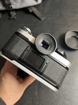 Canon AE-1 Program 35mm SLR Film Camera with Access Telescopic 35-70mm READ - Thumbnail 11