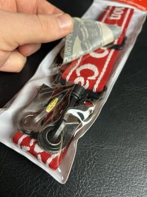 VTG 80s Canon Camera Wide Band Strap Black Red Embroidered Logo Leather Ends NOS - Thumbnail 5