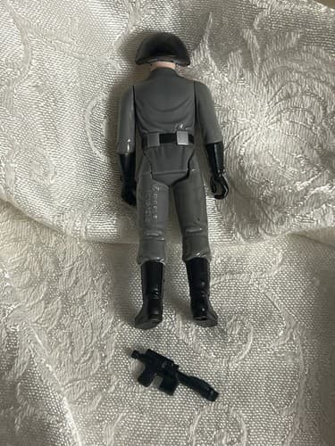 Vintage 1977 Death Squad Commander Star Wars Kenner Action Figure + Blaster Gun - Thumbnail 4