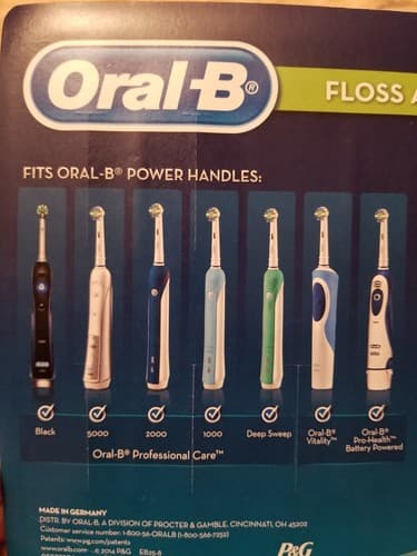 Oral-B Replacement Brush Heads 8 Pack New Sealed Pkg NIP Floss Action Vitality - Thumbnail 5