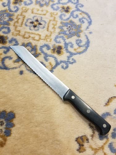 J A Henckels International Bread Knife Fine Edge Pro 31467-200 8" Serrated Slice - Image 1