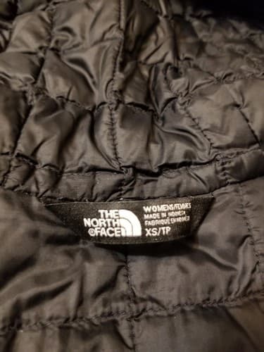The North Face Women's XS Plasma Thermoball Hyvent Puffer Jacket Black Hoody - Thumbnail 6