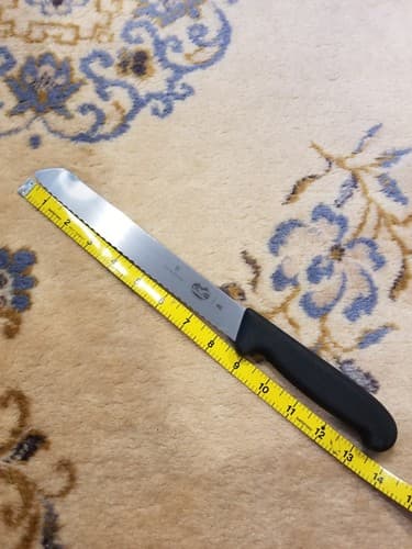Victorinox Fibrox 8-Inch Serrated Bread Knife Slicer Black 5.2533.21 NSF Swiss - Thumbnail 9