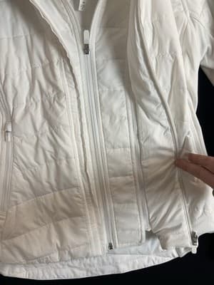Lululemon Extra Mile Women's Quilted Jacket White Size 6 Puffer Coat Hooded - Thumbnail 4