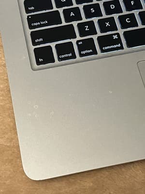 2012 Apple MacBook Air A1466 13" 1.8 GHz Intel Core i5 4 GB 1600 MHz Laptop - Thumbnail 5