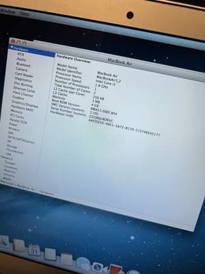 2012 Apple MacBook Air A1466 13" 1.8 GHz Intel Core i5 4 GB 1600 MHz Laptop - Thumbnail 2