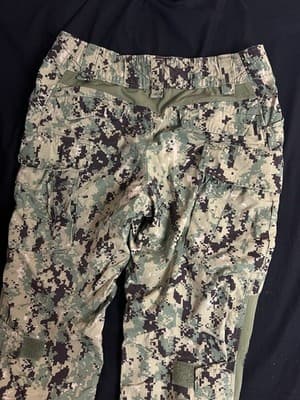Crye Precision AOR2 Navy Custom Combat Pants 34 R Knee Pockets Army Digital Camo - Thumbnail 10