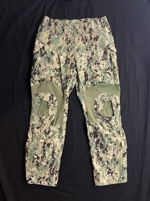 Crye Precision AOR2 Navy Custom Combat Pants 34 R Knee Pockets Army Digital Camo - Image 1
