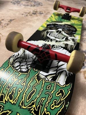 David Gravette Creature Hippie Skull Deck COMPLETE Skateboard Chris Adams Art - Thumbnail 5