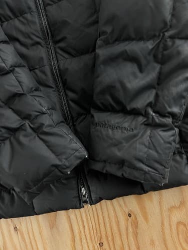 PATAGONIA Down With It Jacket Hooded WOMENS M Black Puffer Square Quilted #28490 - Thumbnail 8