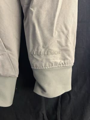 Lululemon Switch Over Reversible Primaloft Insulated Bomber Jacket Mens XS - Thumbnail 4