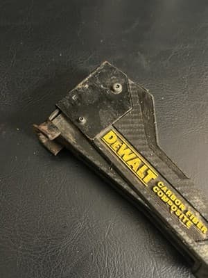 DEWALT DWHT75900 Carbon Fiber Composite Hammer Tacker Roofing Staple Gun Stapler - Thumbnail 2