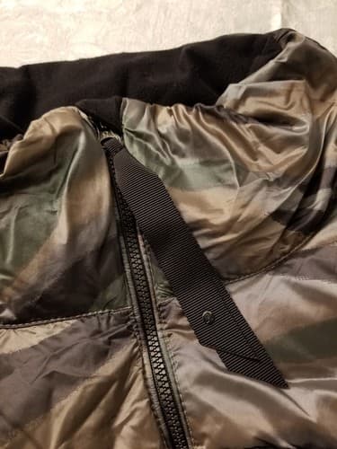 Lululemon Fluffin Awesome Vest Size 2 Camo Puffer quilted Goose Down nylon - Thumbnail 2