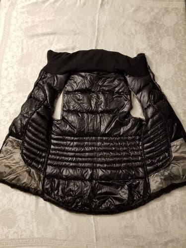 Lululemon Fluffin Awesome Vest Size 2 Camo Puffer quilted Goose Down nylon - Thumbnail 7