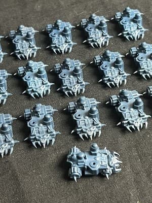 Warhammer Epic 40K Space Ork 16 Battlewagons OOP Games Workshop Blue VTG Marines - Thumbnail 3