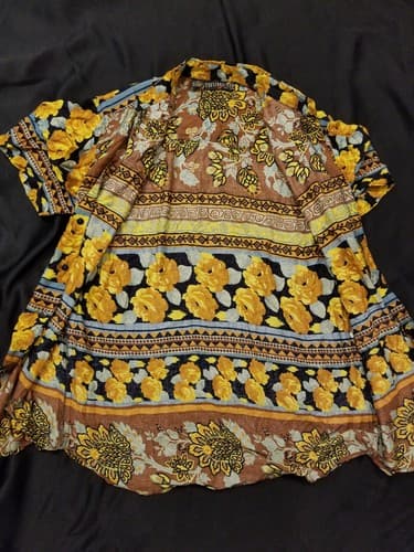 Vintage Mens Hawaiian Shirt Thums Up For Him Size S-M Gold Flowers Button Rayon - Thumbnail 3