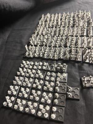 Lot Of Epic Warhammer 40k Mini Squat Warriors Space Marines Ork Troops Tiles Set - Thumbnail 11
