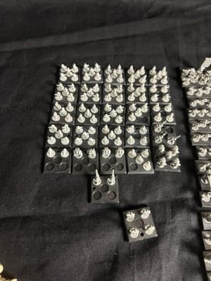 Lot Of Epic Warhammer 40k Mini Squat Warriors Space Marines Ork Troops Tiles Set - Thumbnail 3