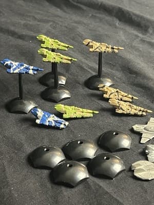 Lot Epic 40K ELDAR SPRUE Plastic Army Falcons Painted Planes Airplane Tiles VTG - Thumbnail 2