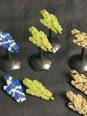 Lot Epic 40K ELDAR SPRUE Plastic Army Falcons Painted Planes Airplane Tiles VTG - Thumbnail 7
