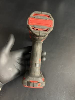 CRAFTSMAN V20 Cordless 1/2-in Drill/Driver CMCD700 (TOOL ONLY) USED Tested - Thumbnail 12