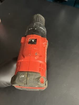 CRAFTSMAN V20 Cordless 1/2-in Drill/Driver CMCD700 (TOOL ONLY) USED Tested - Thumbnail 15