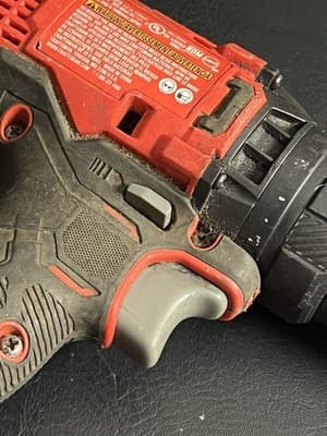 CRAFTSMAN V20 Cordless 1/2-in Drill/Driver CMCD700 (TOOL ONLY) USED Tested - Thumbnail 11