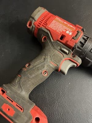 CRAFTSMAN V20 Cordless 1/2-in Drill/Driver CMCD700 (TOOL ONLY) USED Tested - Thumbnail 8