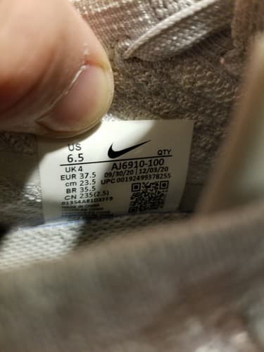 Nike Women’s Air VaporMax Flyinit Pure Platinum Athletic Running Shoes Size 6.5 - Thumbnail 14