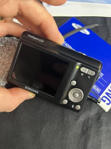 Samsung SL30 10.2MP Digital Camera Black Lot READ Won’t Power On - Thumbnail 11