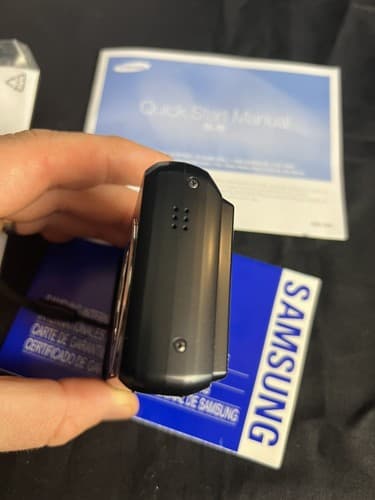 Samsung SL30 10.2MP Digital Camera Black Lot READ Won’t Power On - Thumbnail 3