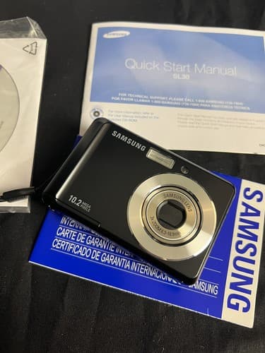 Samsung SL30 10.2MP Digital Camera Black Lot READ Won’t Power On - Thumbnail 2