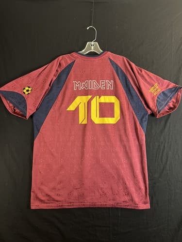 IRON MAIDEN Men's XXL Soccer Jersey The Final Frontier World Tour 2010 Shirt Red - Thumbnail 2