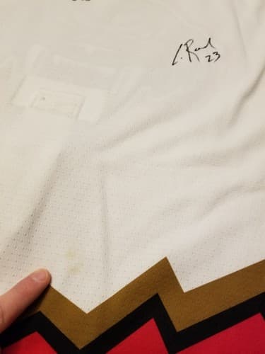 RARE SP PRO WCHL TACOMA SABERCATS TEAM SIGNED AUTOGRAPH HOCKEY JERSEY SIZE 54 XL - Thumbnail 5