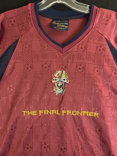 IRON MAIDEN Men's XXL Soccer Jersey The Final Frontier World Tour 2010 Shirt Red - Thumbnail 5