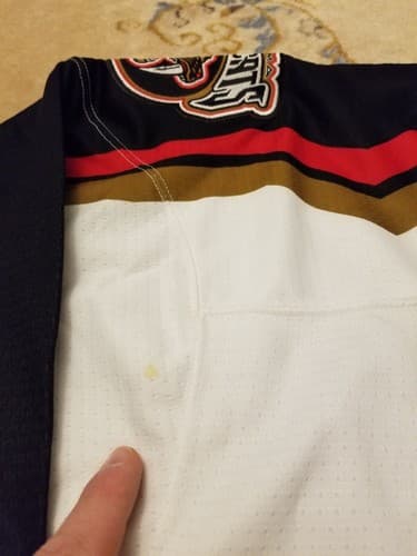 RARE SP PRO WCHL TACOMA SABERCATS TEAM SIGNED AUTOGRAPH HOCKEY JERSEY SIZE 54 XL - Thumbnail 13