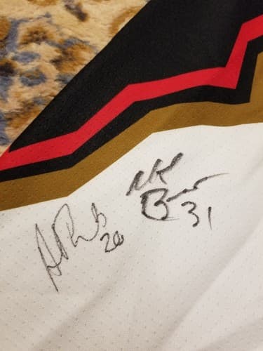 RARE SP PRO WCHL TACOMA SABERCATS TEAM SIGNED AUTOGRAPH HOCKEY JERSEY SIZE 54 XL - Thumbnail 6