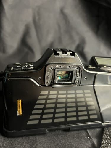 Minolta 7000i Maxxum Camera 50mm Lens AF Untested For Parts As Is - Thumbnail 8