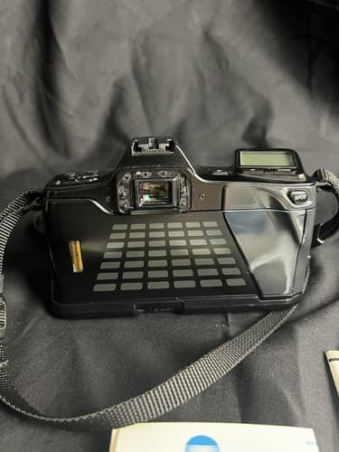 Minolta 7000i Maxxum Camera 50mm Lens AF Untested For Parts As Is - Thumbnail 7