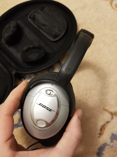 Bose QC15 Quiet Comfort 15 Acoustic Noise Cancelling Headphones W/Case - Thumbnail 7