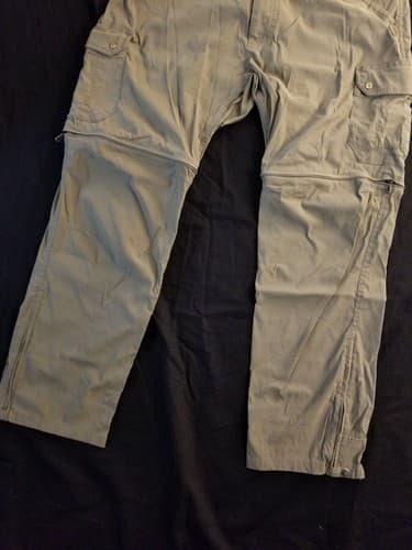 KUHL Renegade Stealth Convertible Cargo Zip Off Hiking Pants/ Shorts Mens 38x30 - Thumbnail 3