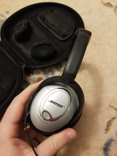 Bose QC15 Quiet Comfort 15 Acoustic Noise Cancelling Headphones W/Case - Thumbnail 6