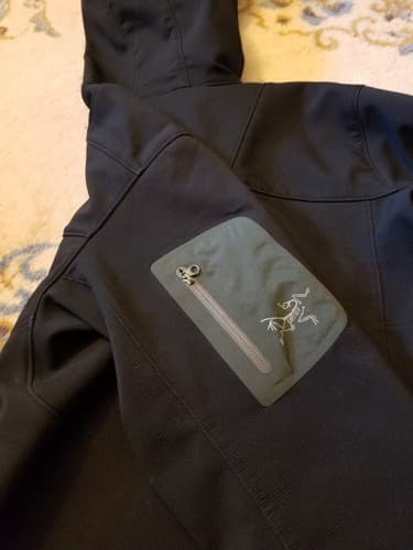 VTG Arc'teryx Women's 8-10 Medium Epsilon SV Jacket Hoody Black Full Zip M *Flaw - Thumbnail 5