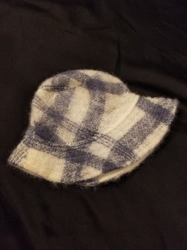 Donegal Design Mohair Wool Hat Handwoven Ireland Cream White Blue Brim Cap - Thumbnail 6